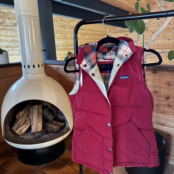 Penfield Jackets & Blazers - Penfield Women’s 80/20 Down Red Puffer Vest with Snaps